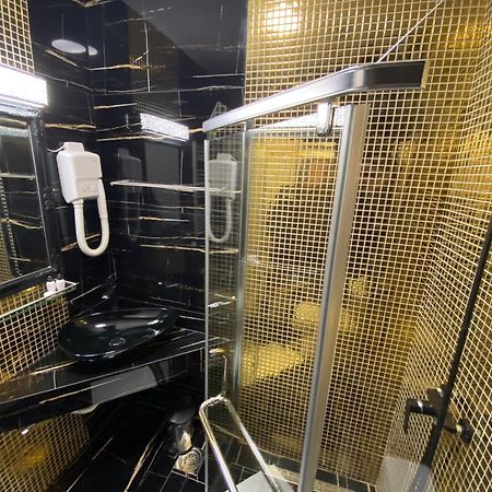 Hotel Pejton Prisztina Zewnętrze zdjęcie