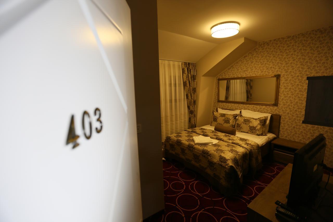Hotel Pejton Prisztina Zewnętrze zdjęcie