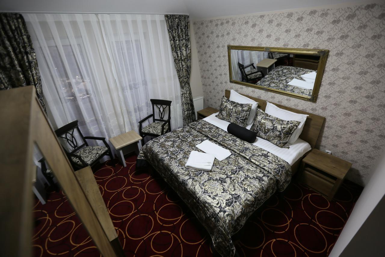 Hotel Pejton Prisztina Zewnętrze zdjęcie